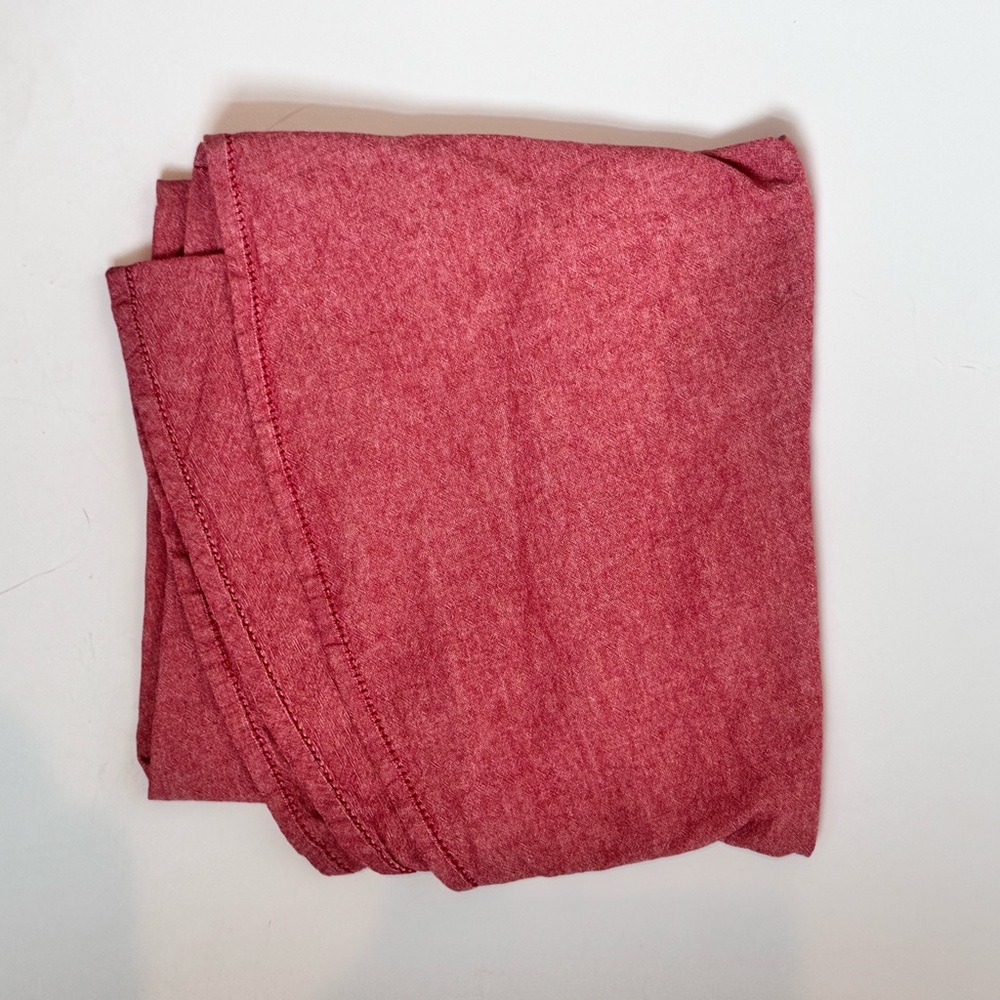 Threshold Heathered Red Farmhouse Hemstitch Round Cotton Tablecloth 66”